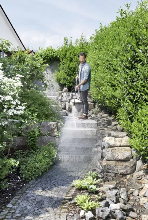 Мойка высокого давления Karcher K4 Compact UM (1.679-400.0)