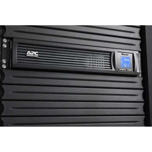Источник бесперебойного питания APC SMC1000I-2UC, Линейно-интерактивный, 1000VA, Крепление в стойку