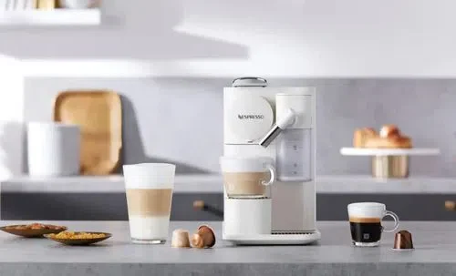 Кофемашина Nespresso Lattissima One, White
