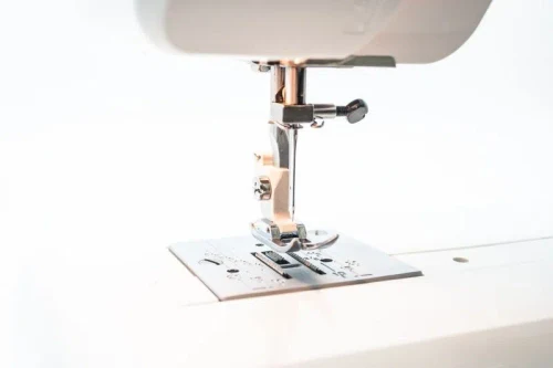 Швейная машина Janome S-19
