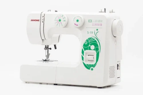Швейная машина Janome S-19