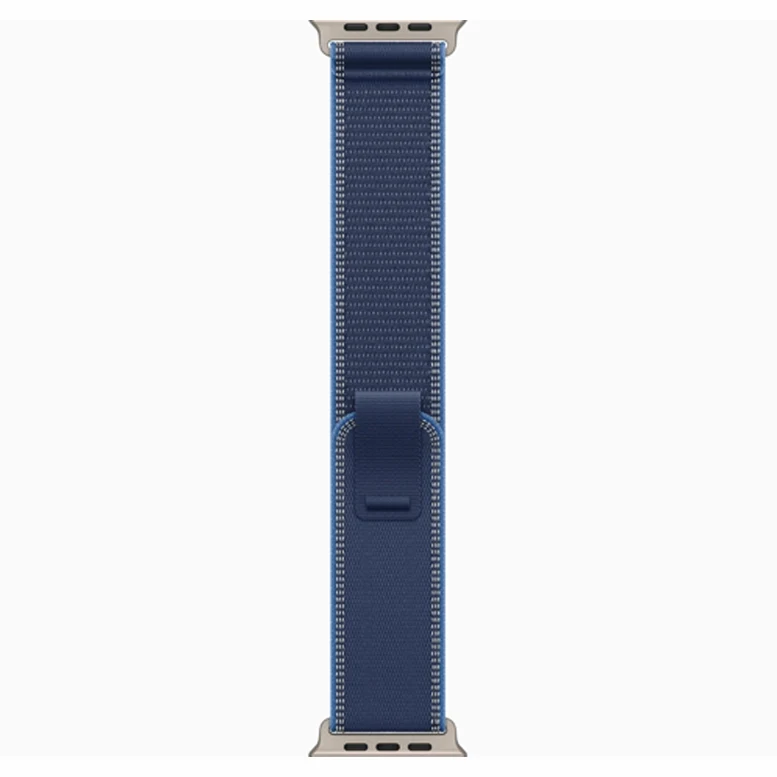 Apple Watch Ultra 3 Natural Trail Loop Bright Blue 3