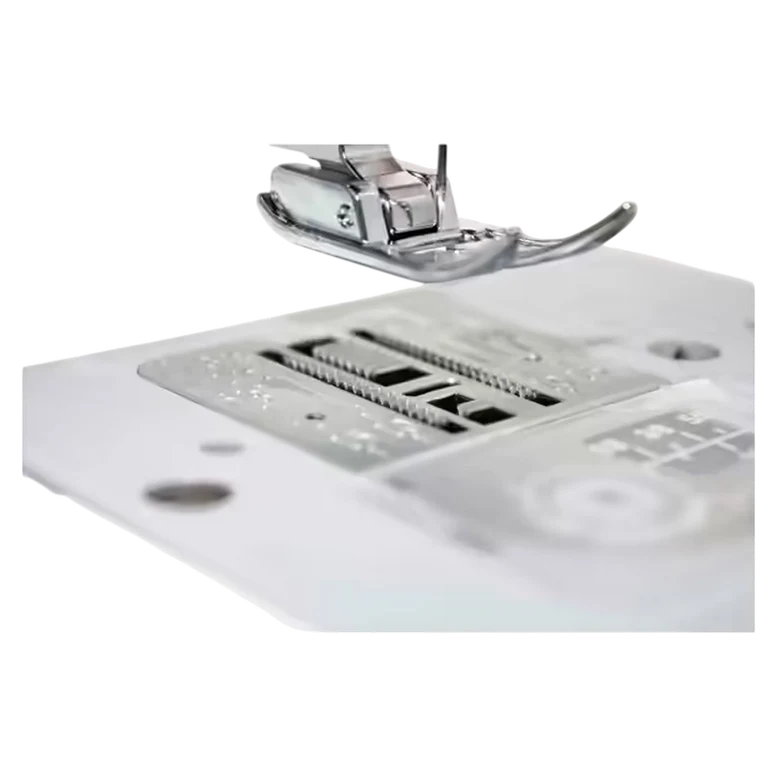 Mașină de cusut Janome EL-150, Alb 9