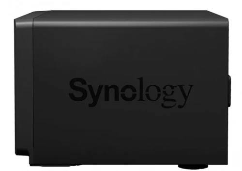 Сетевое хранилище (NAS) Synology DS1819+
